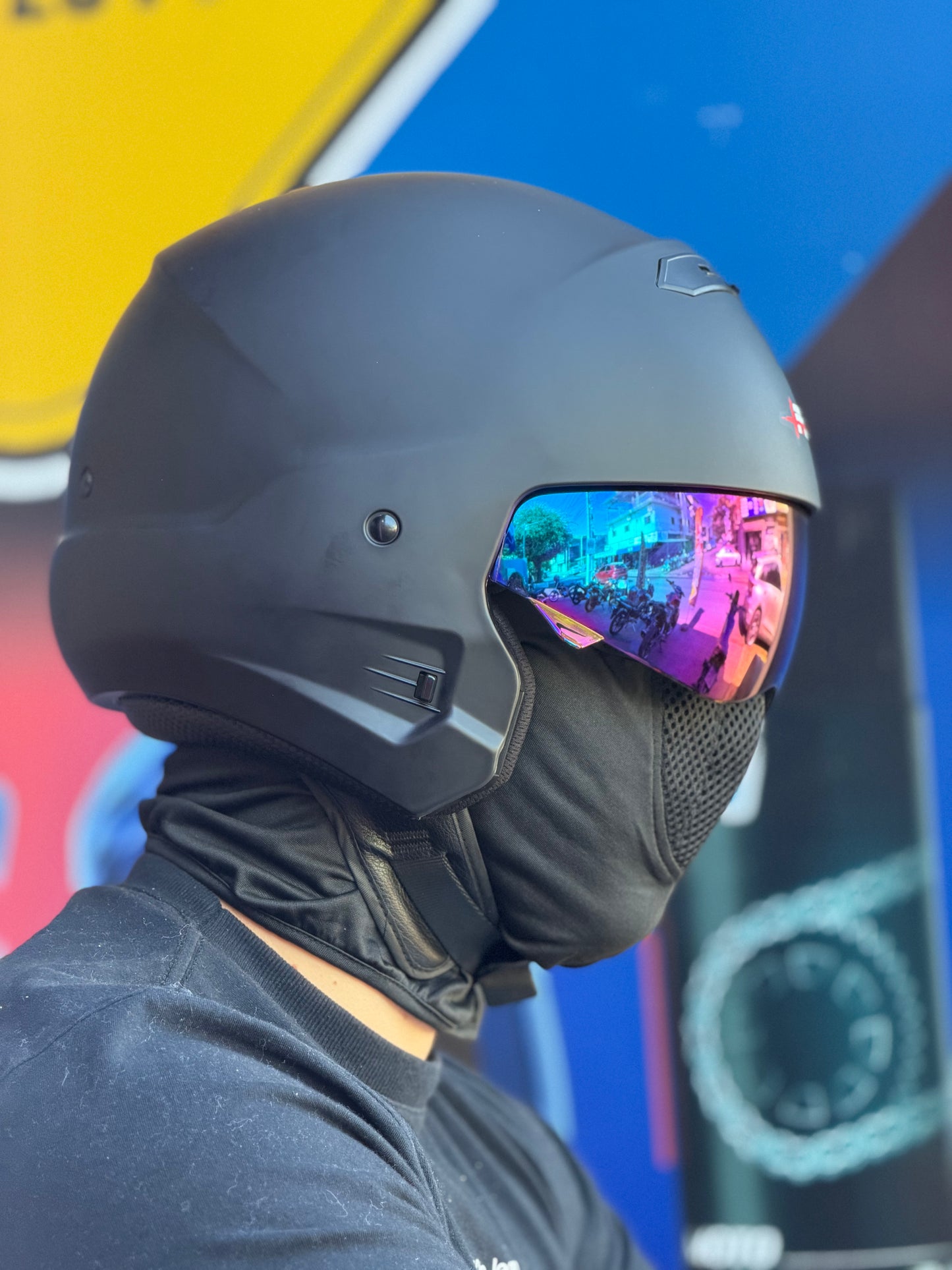 Casco Phyes Combat negro mate